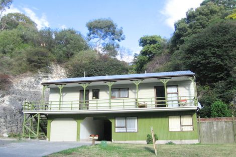 Photo of property in 38 Burns Road, Hospital Hill, Napier, 4110