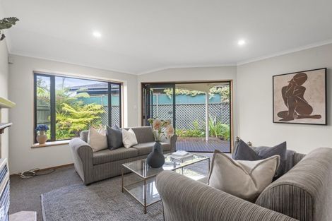 Photo of property in 28 Ihaka Street, Hokowhitu, Palmerston North, 4410