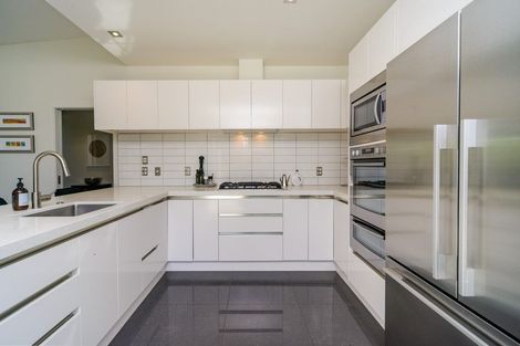 Photo of property in 16a Hardie Street, Hokowhitu, Palmerston North, 4410