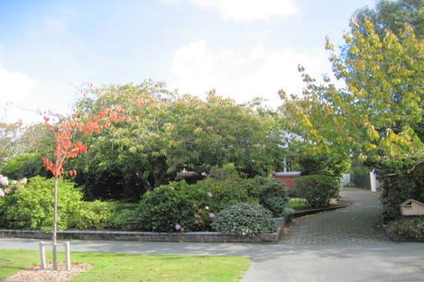 Photo of property in 17 Hounslow Street, Ilam, Christchurch, 8041