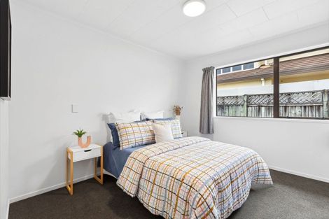 Photo of property in 28 Taylor Street, Cambridge, 3434