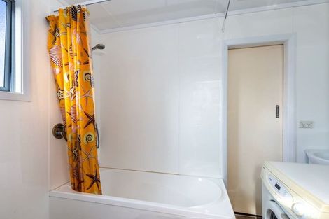 Photo of property in 21 Raukawa Crescent, Wairakei, Taupo, 3332