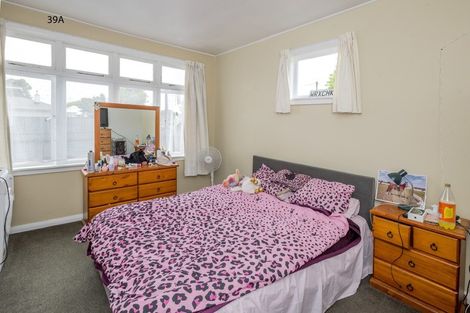 Photo of property in 39 Princes Street, Levin, 5510