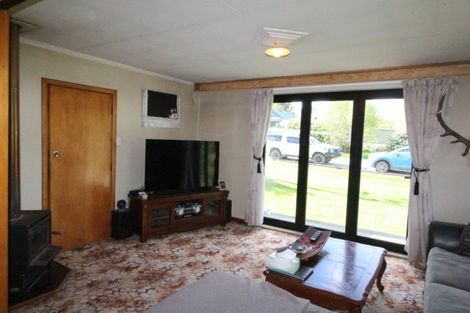 Photo of property in 38 Pasture Street, Lumsden, 9730