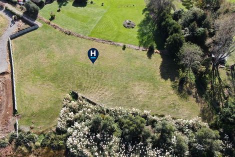 Photo of property in 61 Athenree Road, Athenree, 3177