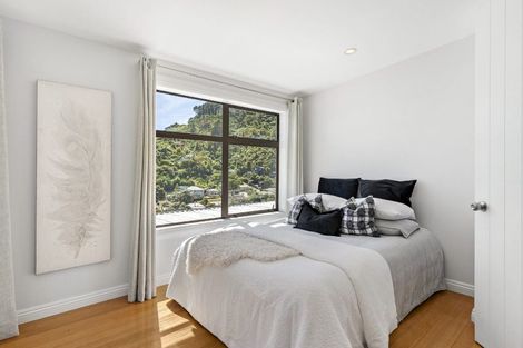 Photo of property in 6 Matai Terrace, Eastbourne, Lower Hutt, 5013