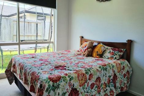 Photo of property in 10 Furlong Road, Papamoa, 3118