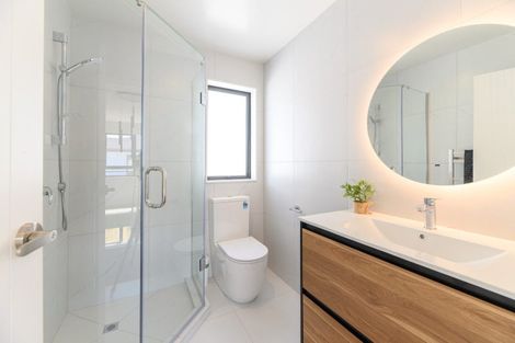 Photo of property in 15d Koromiko Street, New Lynn, Auckland, 0600