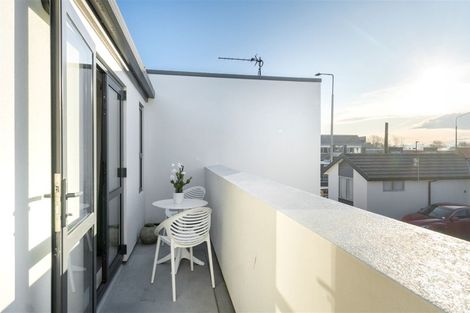 Photo of property in 2/324 Stanmore Road, Richmond, Christchurch, 8013