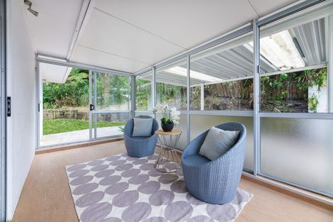 Photo of property in 2/15 Dunraven Place, Torbay, Auckland, 0630