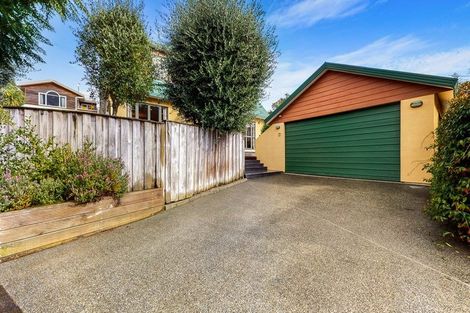 Photo of property in 31 De Val Drive, Titirangi, Auckland, 0604