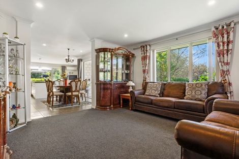 Photo of property in 60 Fairfax Crescent, Pyes Pa, Tauranga, 3112