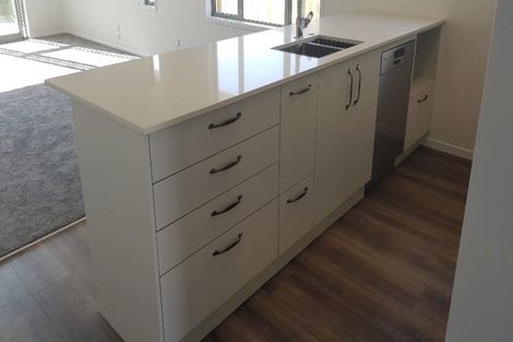 Photo of property in 4 Piripono Crescent, Pukekohe, 2120