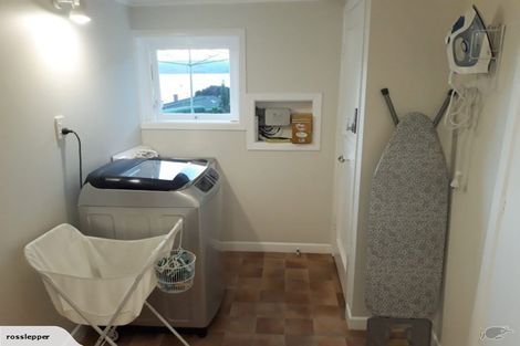 Photo of property in 26a Seapoint Road, Bluff Hill, Napier, 4110