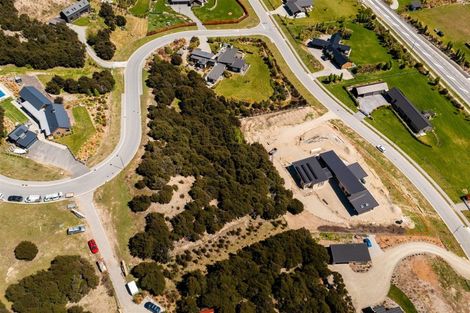 Photo of property in 3 Highfield Ridge, Wanaka, 9305