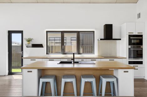 Photo of property in 7 Sapphire Spring Rise, Wanaka, 9305