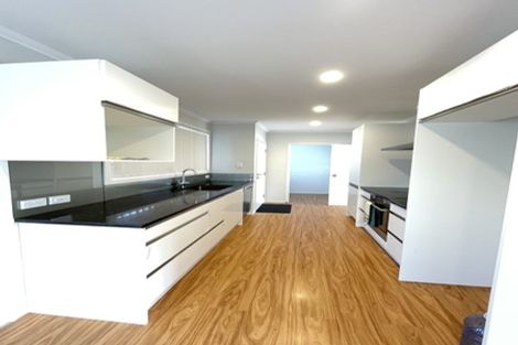 Photo of property in 99 Sycamore Drive, Sunnynook, Auckland, 0620