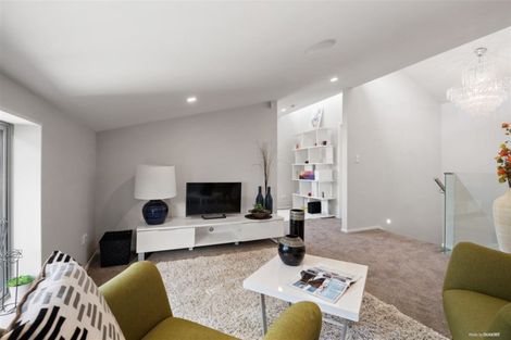 Photo of property in 61a Simpson Road, Ranui, Auckland, 0612