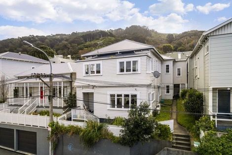 Photo of property in 26 Tinakori Road, Thorndon, Wellington, 6011