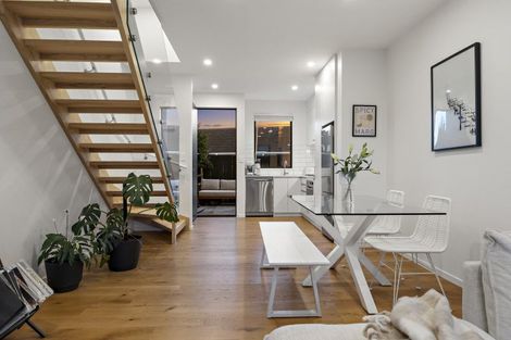 Photo of property in 12/82 East Coast Road, Milford, Auckland, 0620