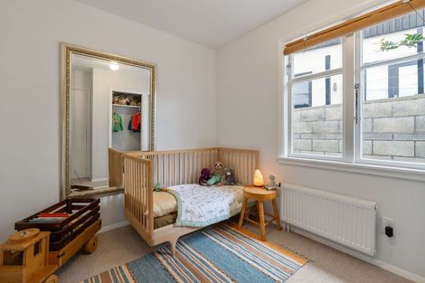 Photo of property in 191 Severn Street, Island Bay, Wellington, 6023