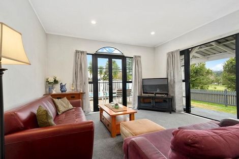 Photo of property in 741a Swanson Road, Swanson, Auckland, 0612