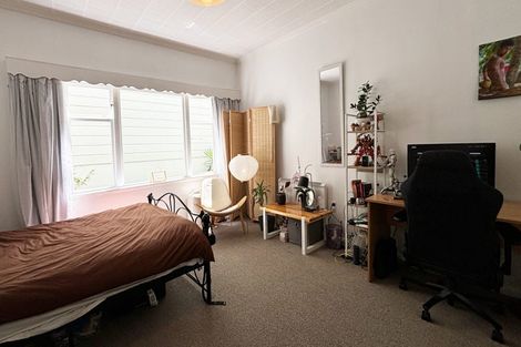 Photo of property in 137 Elizabeth Street, Mount Victoria, Wellington, 6011