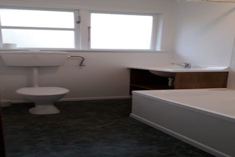 Photo of property in 1/3a Huapai Street, Onehunga, Auckland, 1061