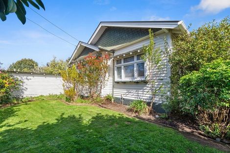 Photo of property in 35 Lindsay Street, St Albans, Christchurch, 8014