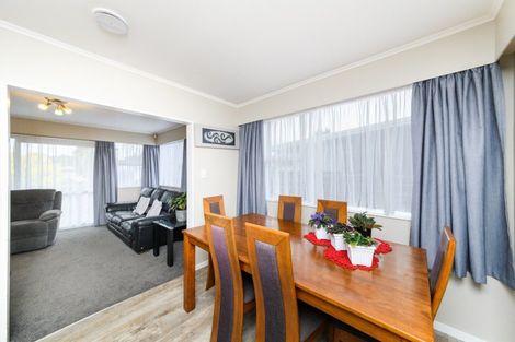 Photo of property in 9 Kimberley Grove, Westbrook, Palmerston North, 4412