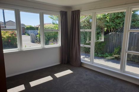 Photo of property in 6 Oakdale Street Avonhead Christchurch City