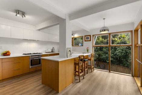 Photo of property in 186b Woodlands Park Road, Titirangi, Auckland, 0604