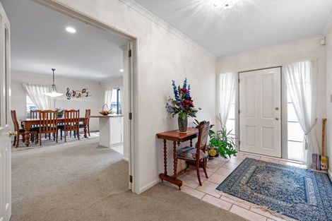 Photo of property in 380 Oceanbeach Road, Mount Maunganui, 3116