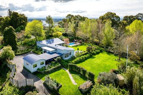 Photo of property in 91 Lane Road, Havelock North, 4130