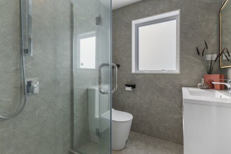 Photo of property in 32 Rahui Road, Greenhithe, Auckland, 0632