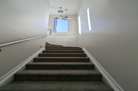 Photo of property in 8 Henry Blyth Lane, Greenhithe, Auckland, 0632