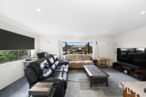 Photo of property in 23 Diomede Glade, Flagstaff, Hamilton, 3210