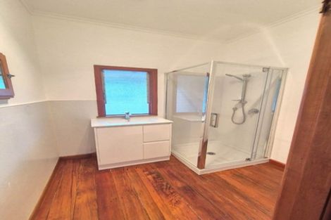 Photo of property in 137 Seabrook Avenue, New Lynn, Auckland, 0600