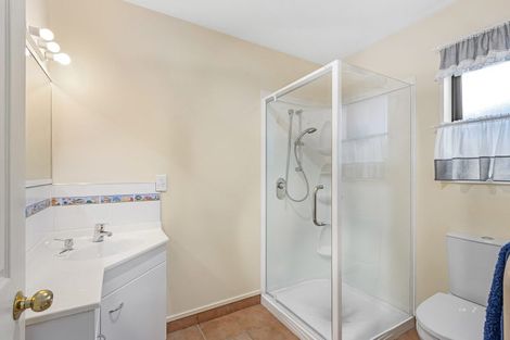 Photo of property in 21 Langley Place, Belfast, Christchurch, 8051