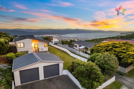 Photo of property in 284 Maungaraki Road, Maungaraki, Lower Hutt, 5010