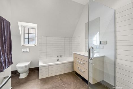 Photo of property in 31 Fitzroy Street, Wadestown, Wellington, 6012