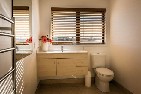 Photo of property in 11 The Lookout, Kerikeri, 0230