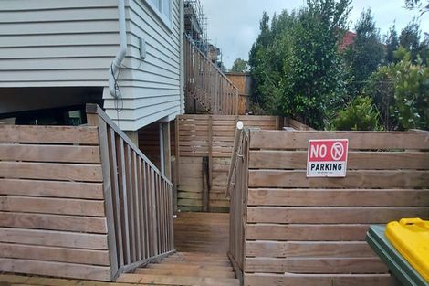 Photo of property in 20c Kohekohe Street, New Lynn, Auckland, 0600