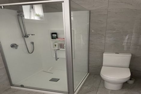 Photo of property in 15a Kellsmere Crescent, Island Bay, Wellington, 6023