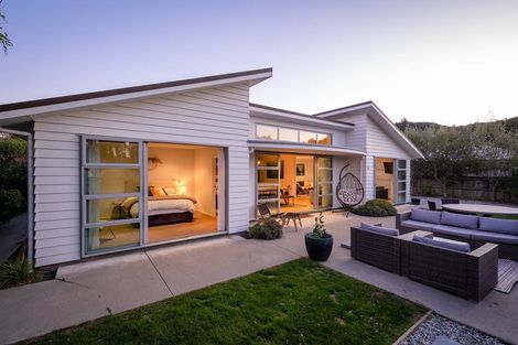 Photo of property in 15 Hunt Place, Albert Town, Wanaka, 9305