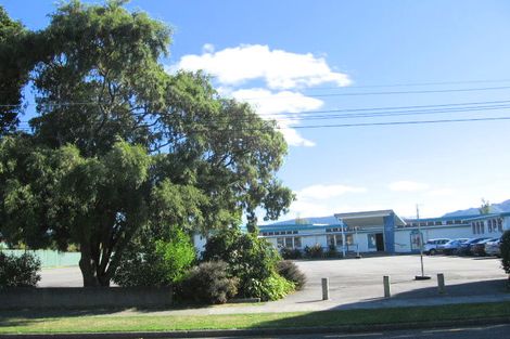 Photo of property in 25 Weka Grove, Elderslea, Upper Hutt, 5018