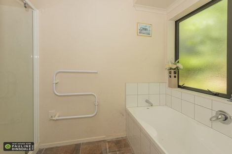 Photo of property in 12 Oakwood Rise, Ngararatunua, Whangarei, 0176