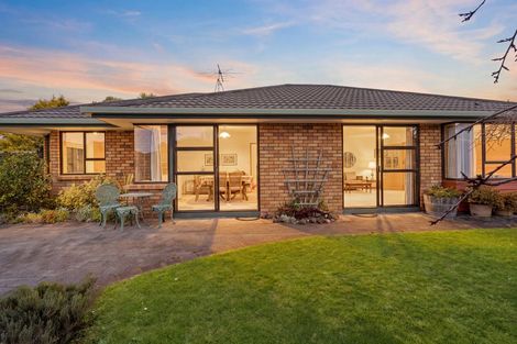 Photo of property in 21b Settlers Grove, Orewa, 0931