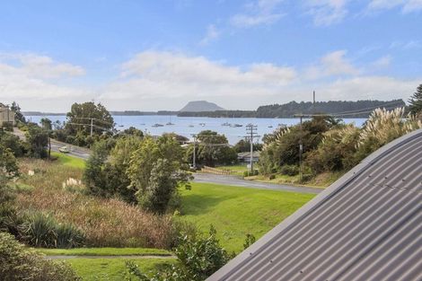 Photo of property in 28 Owen Place, Omokoroa, 3114