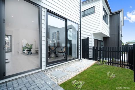 Photo of property in 7a Poto Street, Te Atatu South, Auckland, 0610